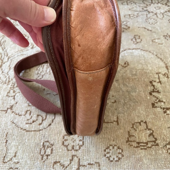 The Sak Crossbody Purse Tan Leather Adjustable Hippie Festival Western Boho - Picture 14 of 15